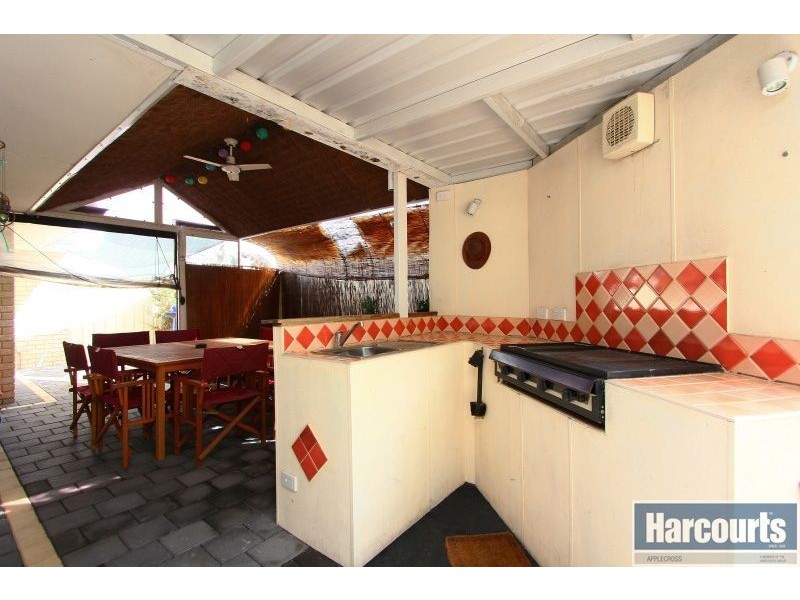 2 Longleat Street, Canning Vale WA 6155