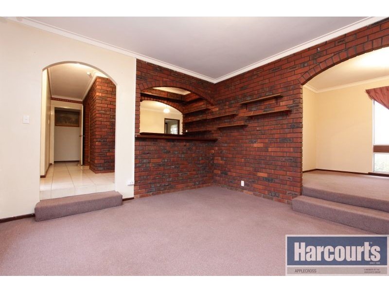 13 Bersica Court, Kardinya WA 6163