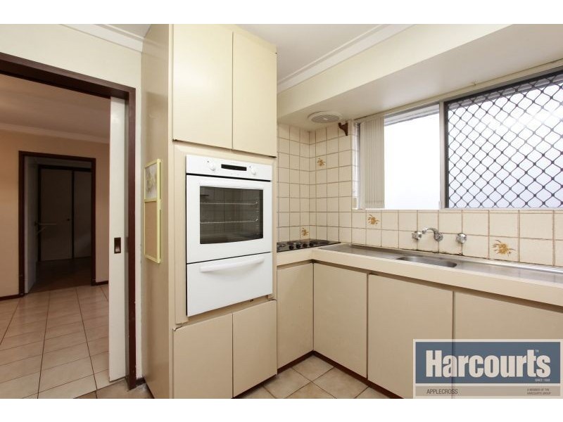13 Bersica Court, Kardinya WA 6163