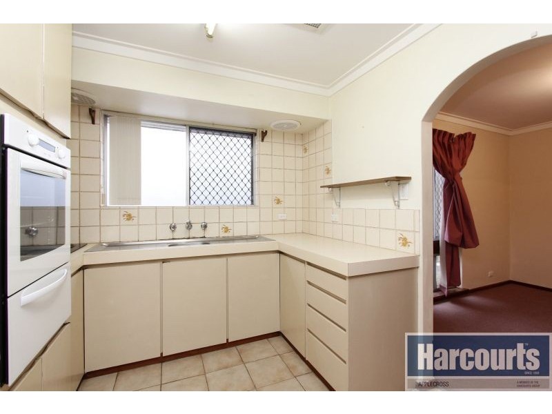 13 Bersica Court, Kardinya WA 6163