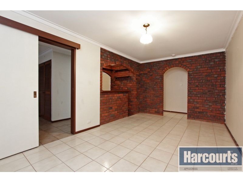 13 Bersica Court, Kardinya WA 6163