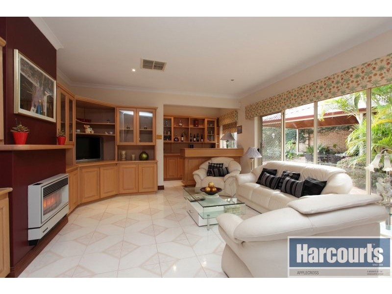 3 Roskhill Place, Applecross WA 6153