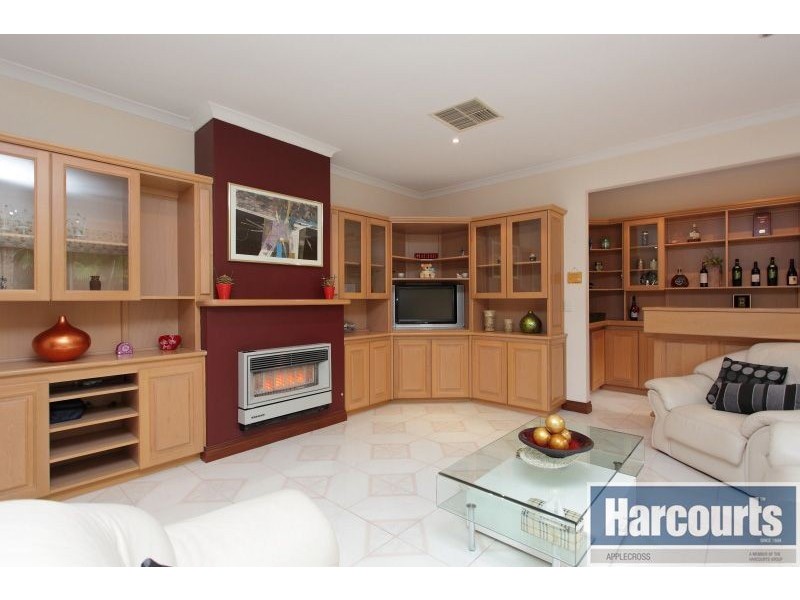 3 Roskhill Place, Applecross WA 6153