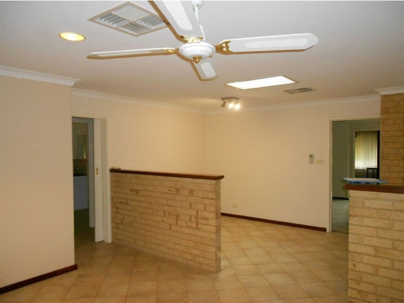 58 Eckersley Hts, Winthrop WA 6150