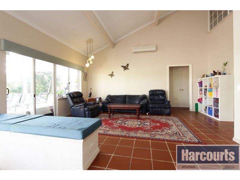 3 Watson Hill, Winthrop WA 6150