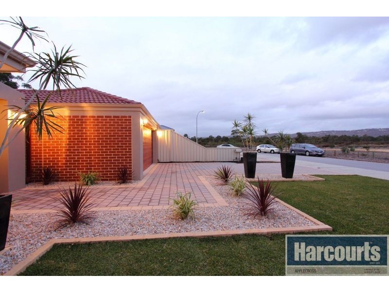 29 Coyong Road, Wattle Grove WA 6107