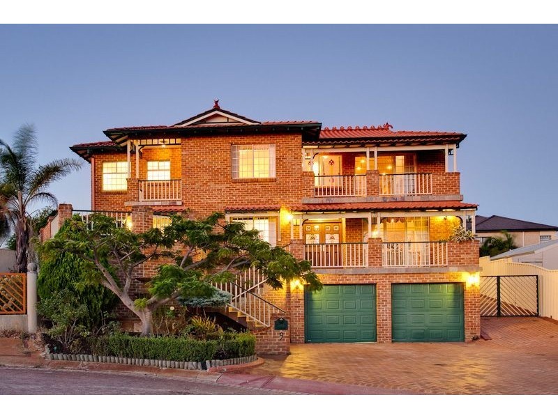 9 Wheare Court, Winthrop WA 6150