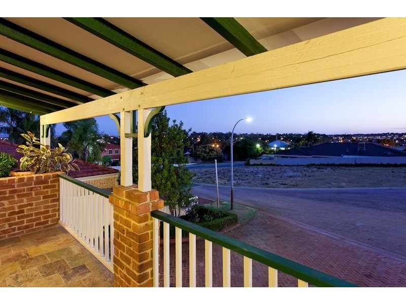 9 Wheare Court, Winthrop WA 6150