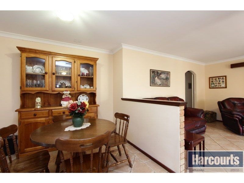 12 Sutherland Crescent, Winthrop WA 6150