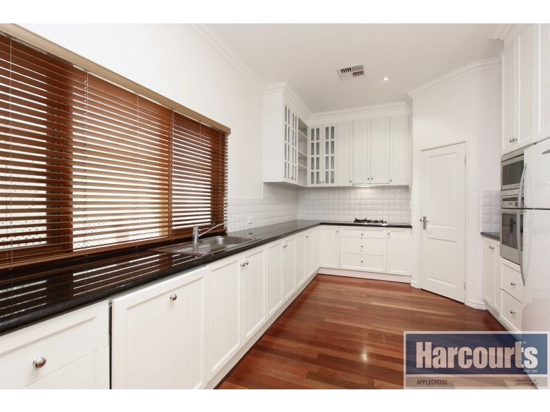 10 Atkins Road, Applecross WA 6153