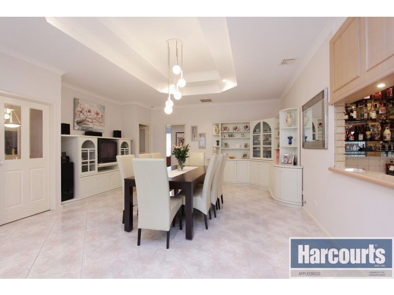 6 Sullivan Way, Kardinya WA 6163