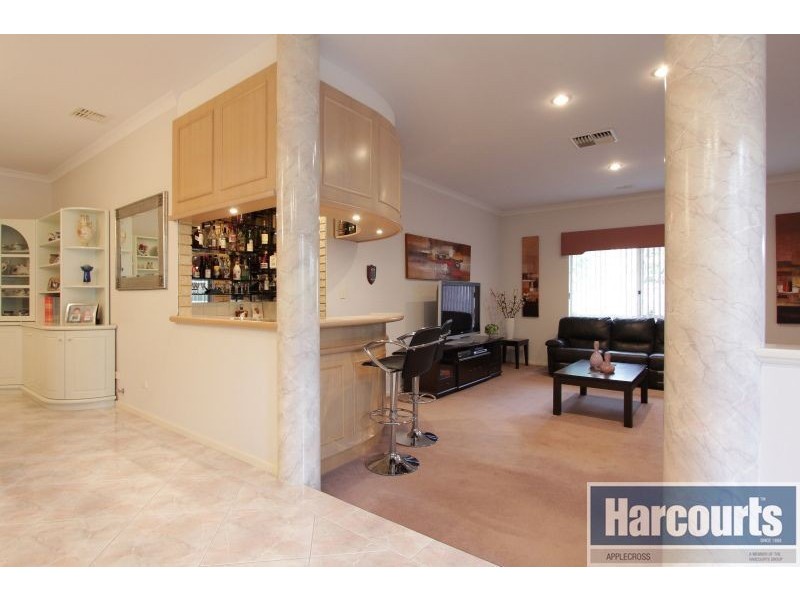 6 Sullivan Way, Kardinya WA 6163