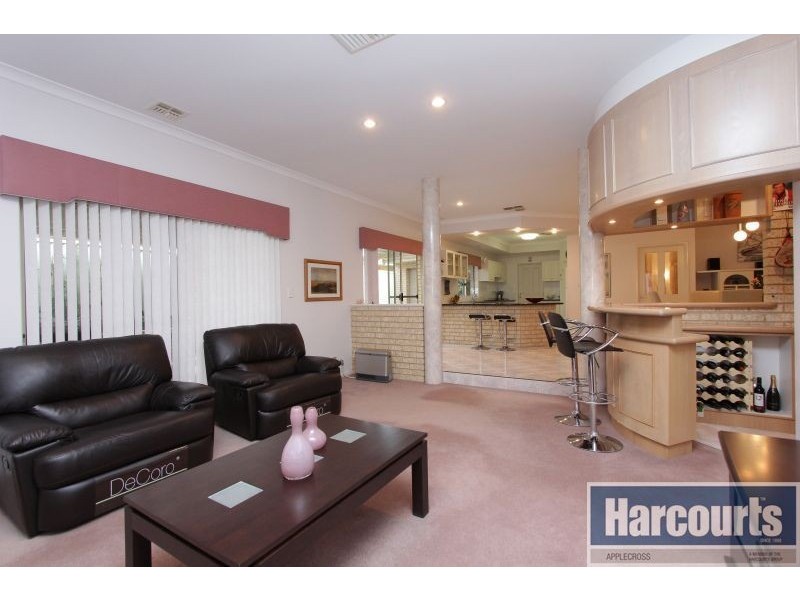 6 Sullivan Way, Kardinya WA 6163