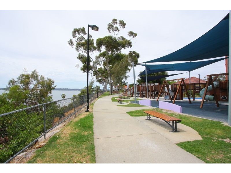 23 Macleod Road, Applecross WA 6153