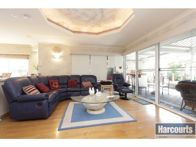 2 Longleat Street, Canning Vale WA 6155