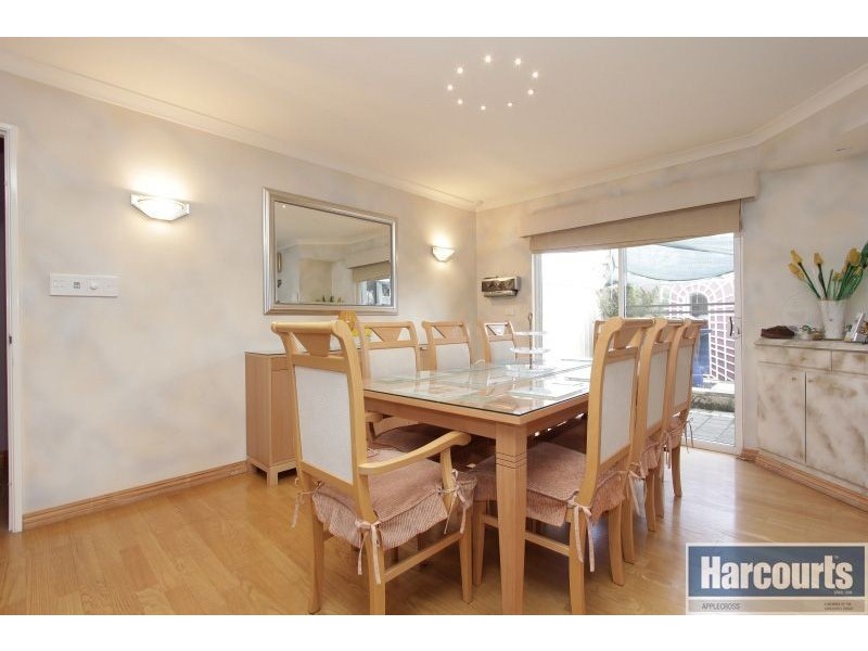 2 Longleat Street, Canning Vale WA 6155