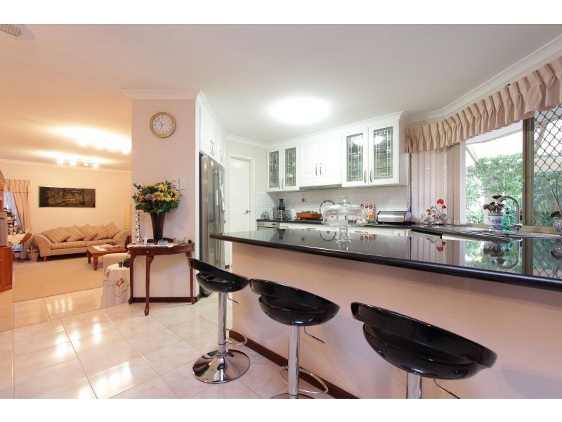 13 Mauldon Mews, Winthrop WA 6150