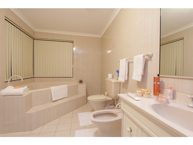 13 Mauldon Mews, Winthrop WA 6150