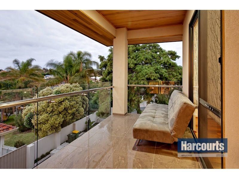 81 Point Walter Road, Bicton WA 6157