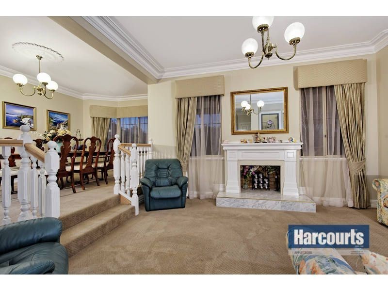 27 Lockett Crescent, Winthrop WA 6150