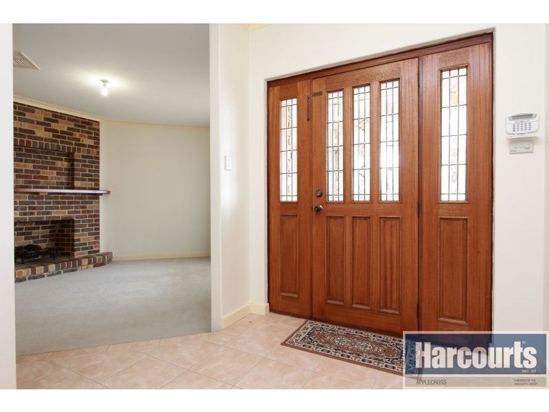 17 Alsop Place, Kardinya WA 6163