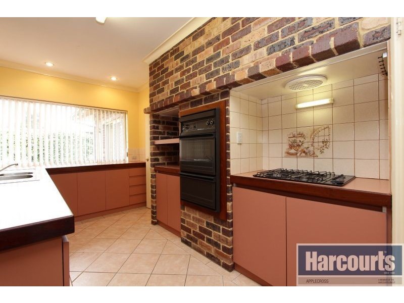 17 Alsop Place, Kardinya WA 6163