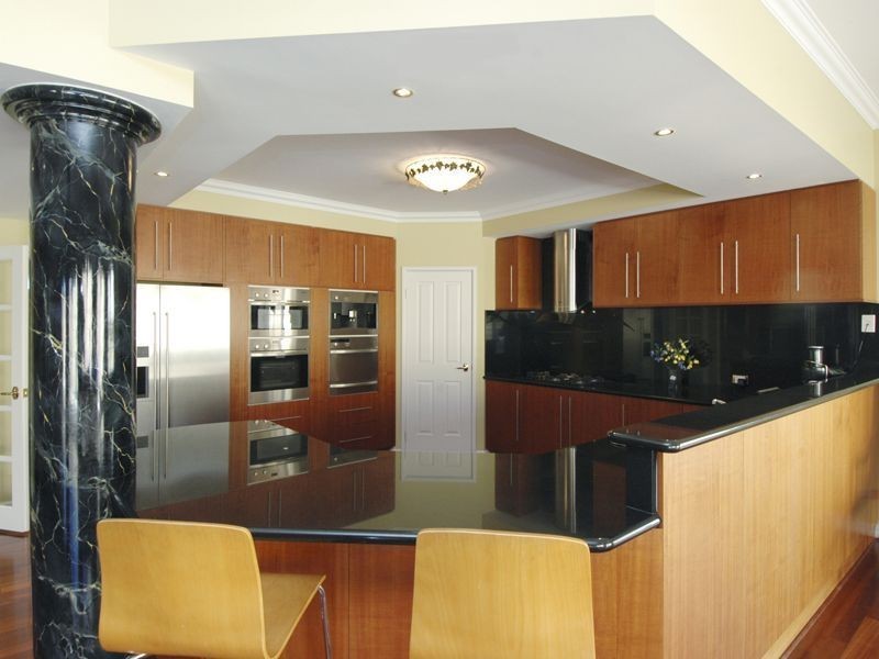 66 Le Souef Drive, Kardinya WA 6163