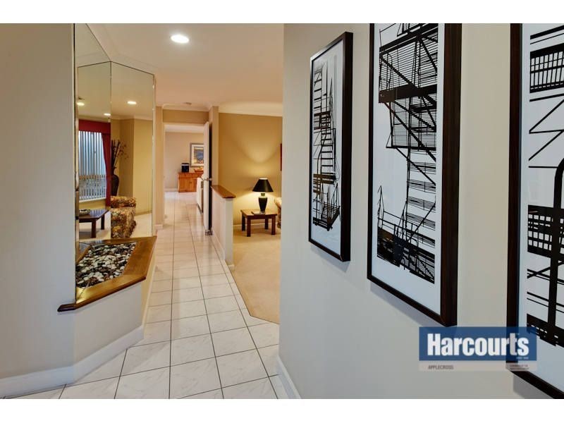 3 Henn Close, Winthrop WA 6150