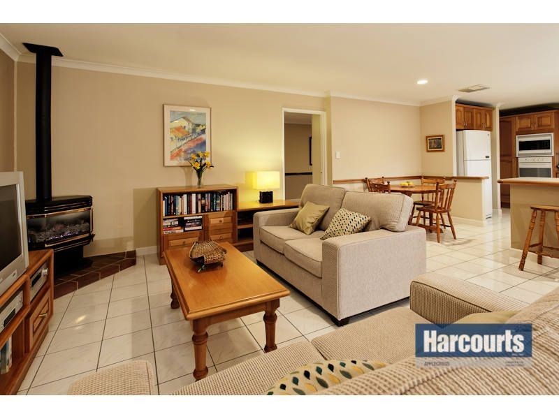 3 Henn Close, Winthrop WA 6150