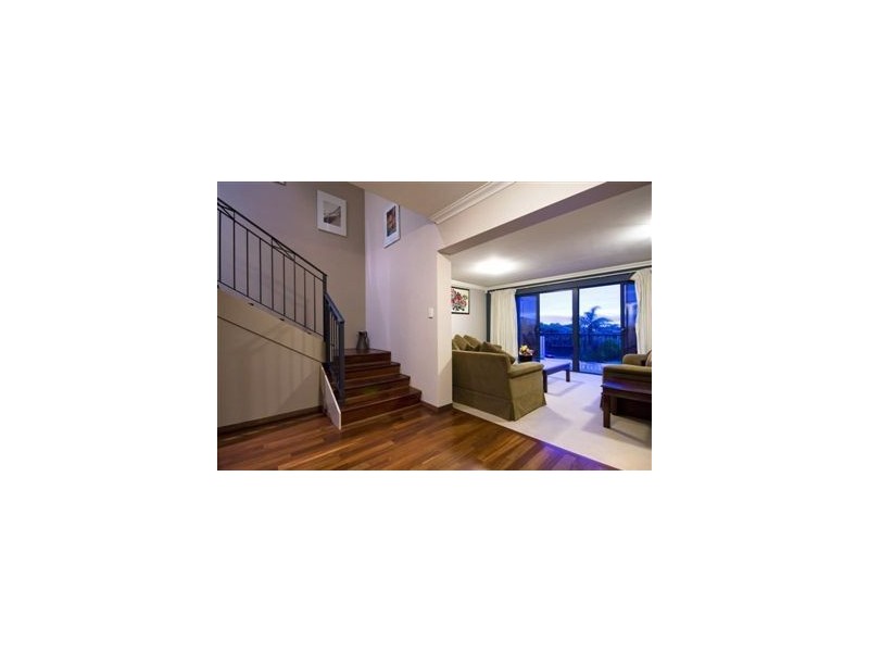 24 Robert Street, Como WA 6152