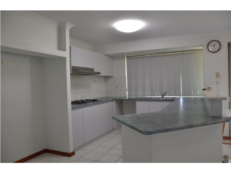 25 Orkney Crescent, Canning Vale WA 6155