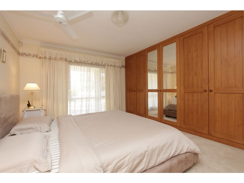 28 Jackson Avenue, Winthrop WA 6150