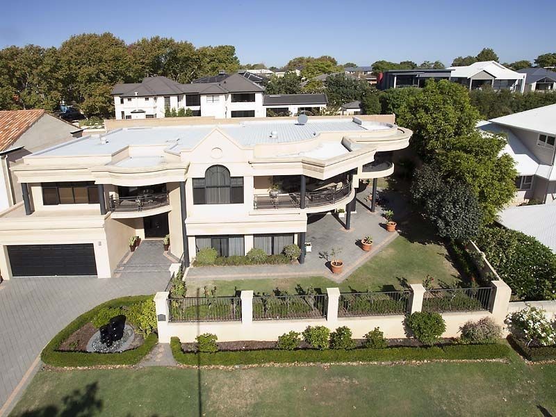 35 Carron Road, Applecross WA 6153
