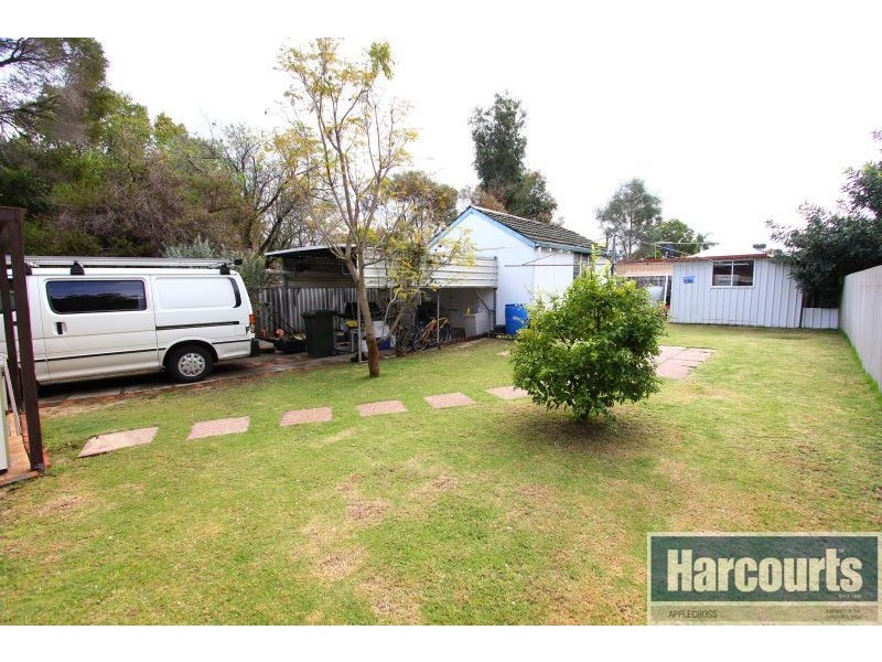 111 Keymer Street, Belmont WA 6104