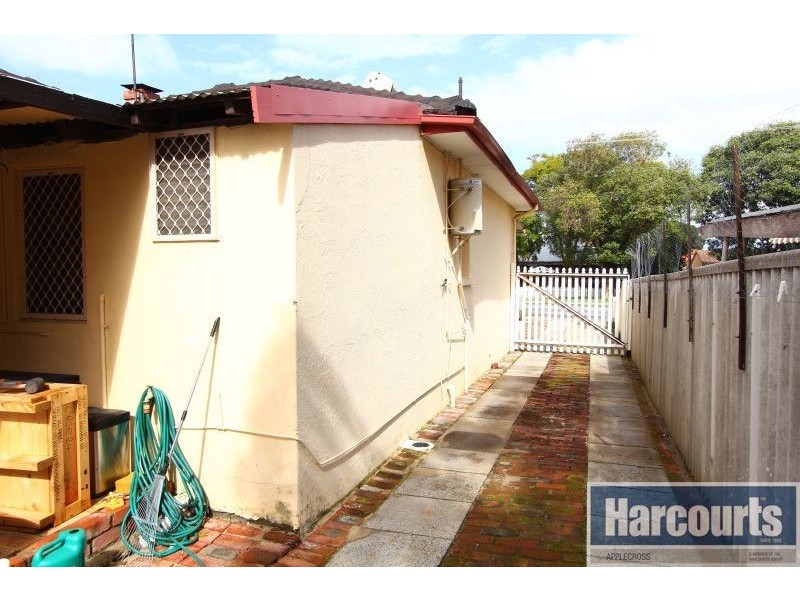 111 Keymer Street, Belmont WA 6104