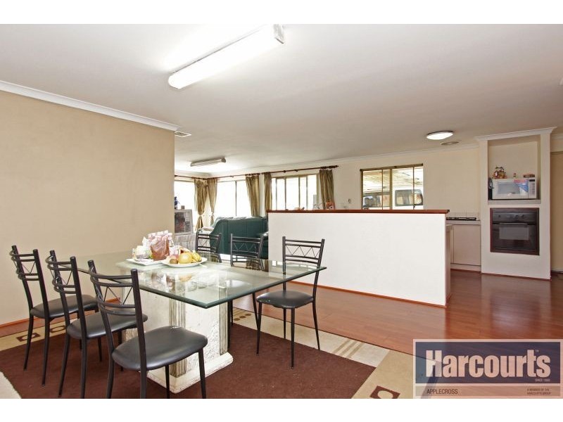 1 Pomaderris Place, South Lake WA 6164
