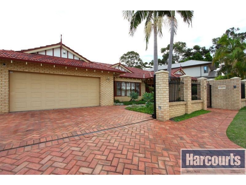 3 Roskhill Place, Applecross WA 6153