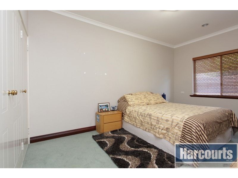 3 Roskhill Place, Applecross WA 6153