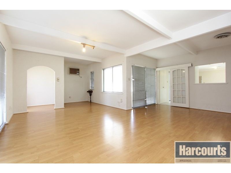 43A Canning Beach Road, Applecross WA 6153