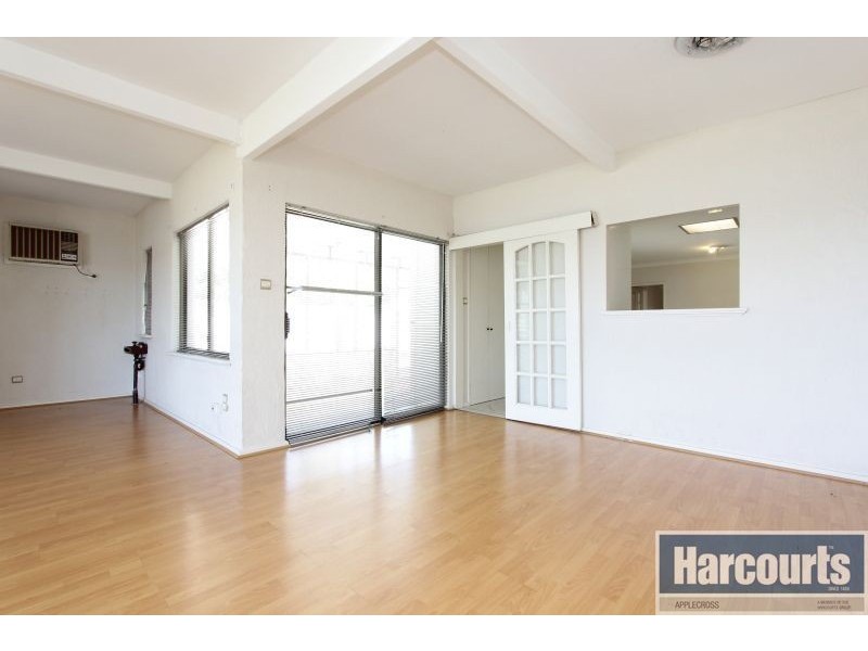 43A Canning Beach Road, Applecross WA 6153