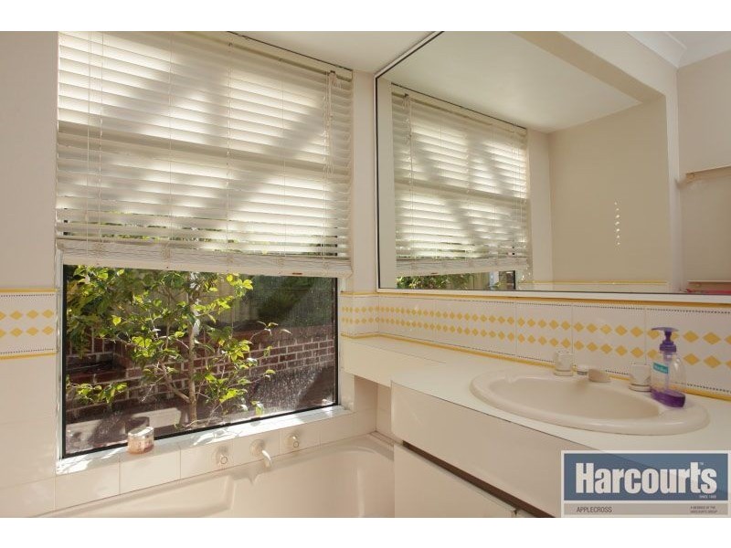 3 Watson Hill, Winthrop WA 6150