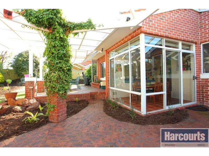 3 Watson Hill, Winthrop WA 6150