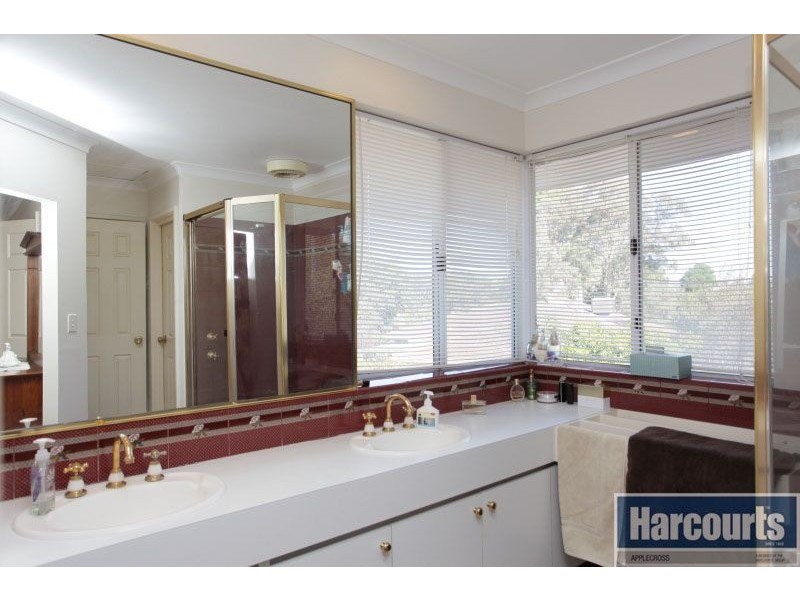 3 Watson Hill, Winthrop WA 6150