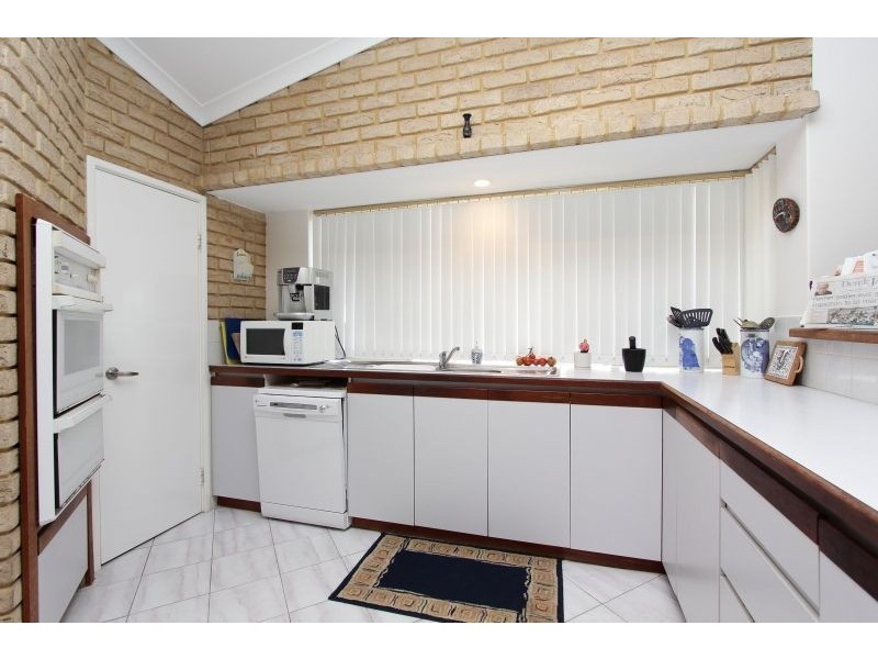 3 Dumas Close, Winthrop WA 6150