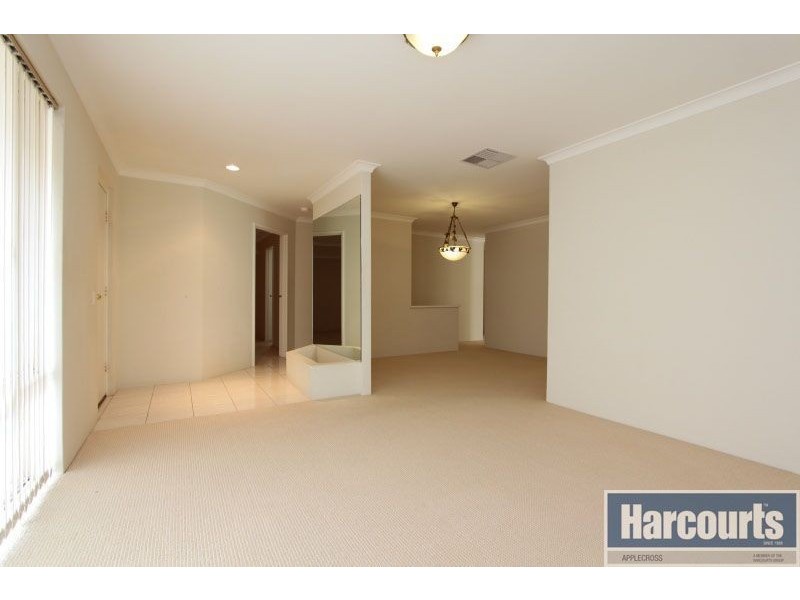 73 Winthrop Drive, Winthrop WA 6150