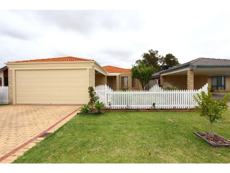 22 Richards Place, Cannington WA 6107