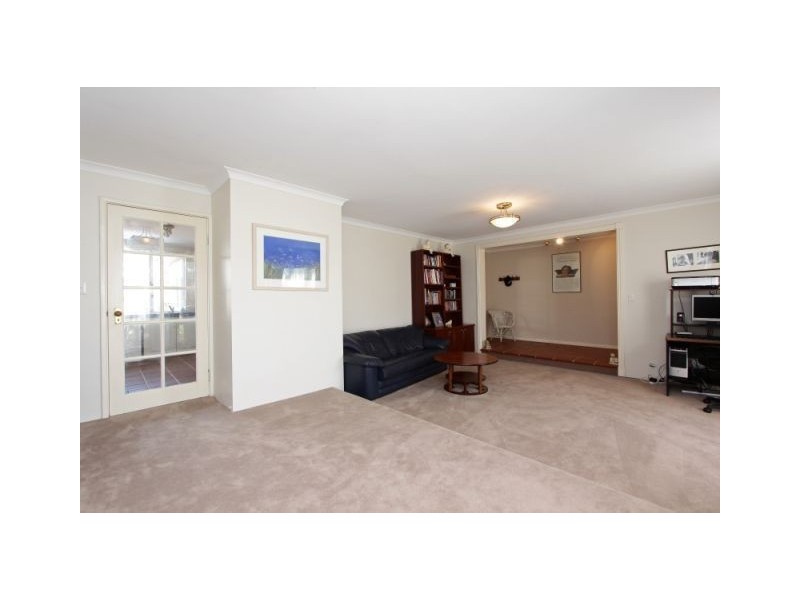 3 Watson Hill, Winthrop WA 6150