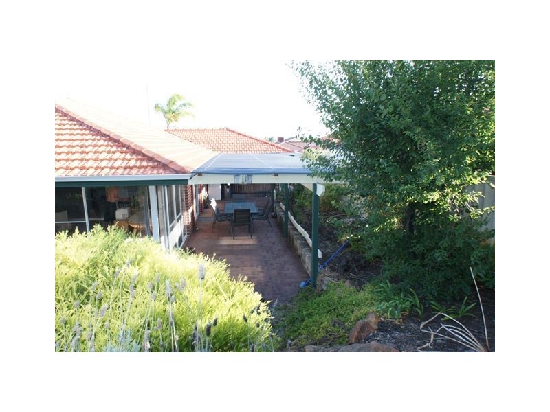 23 Fern Leaf Court, Leeming WA 6149