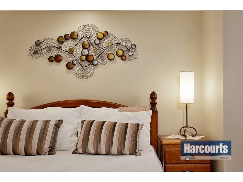 12 Burrows Place, Winthrop WA 6150