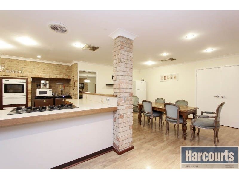 34 Blakers Ridge, Winthrop WA 6150